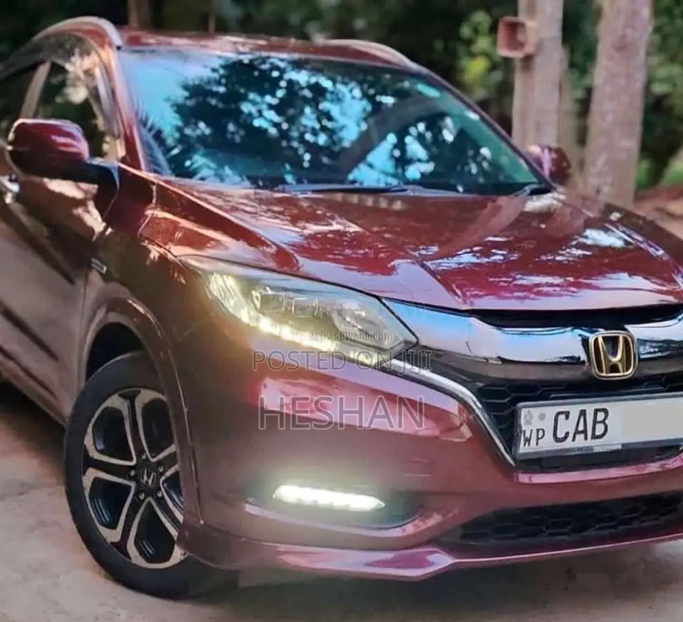 Honda Vezel 2014 SUV (Used)