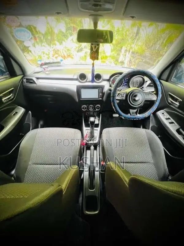 Suzuki Swift 2019 Car (Used)