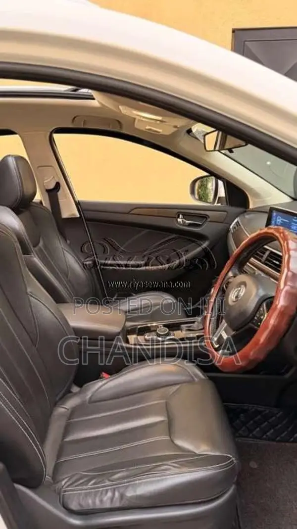 DFSK Glory I-Auto 2021 SUV (Used)