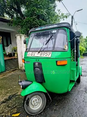 Bajaj 2 Stroke 2006 Three Wheel (Used)