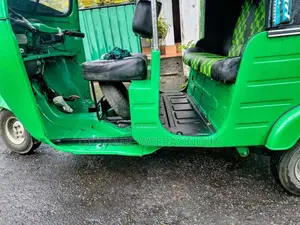 Bajaj 2 Stroke 2006 Three Wheel (Used)