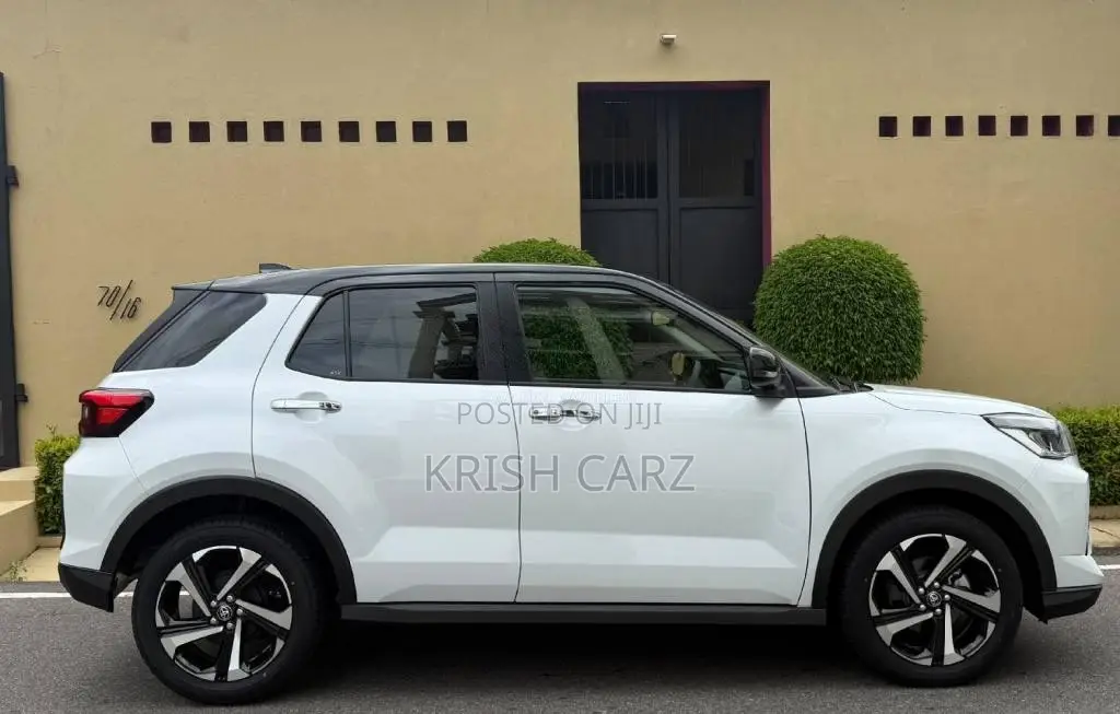 Toyota Raize 1 2L Z Grade Hybrid 2025 SUV Unregistered (Recondition)