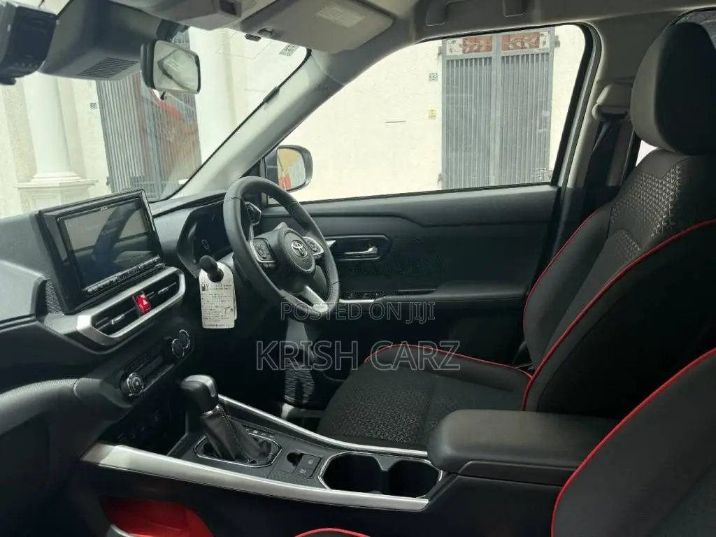 Toyota Raize 1 2L Z Grade Hybrid 2025 SUV Unregistered (Recondition)