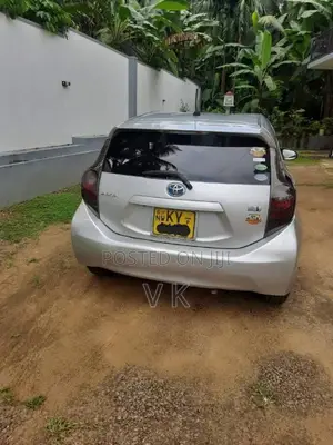 Toyota AQUA 2013 Car (Used)