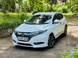 Honda Vezel 2014 SUV (Used)