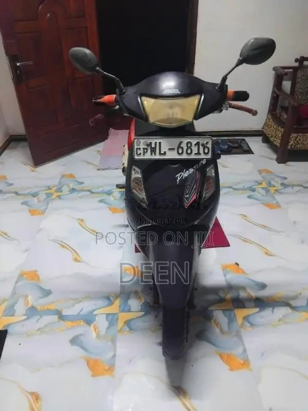 Hero PLEASURE 2011 Motorbike (Used)
