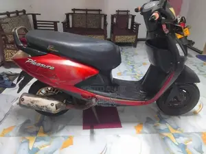 Hero PLEASURE 2011 Motorbike (Used)