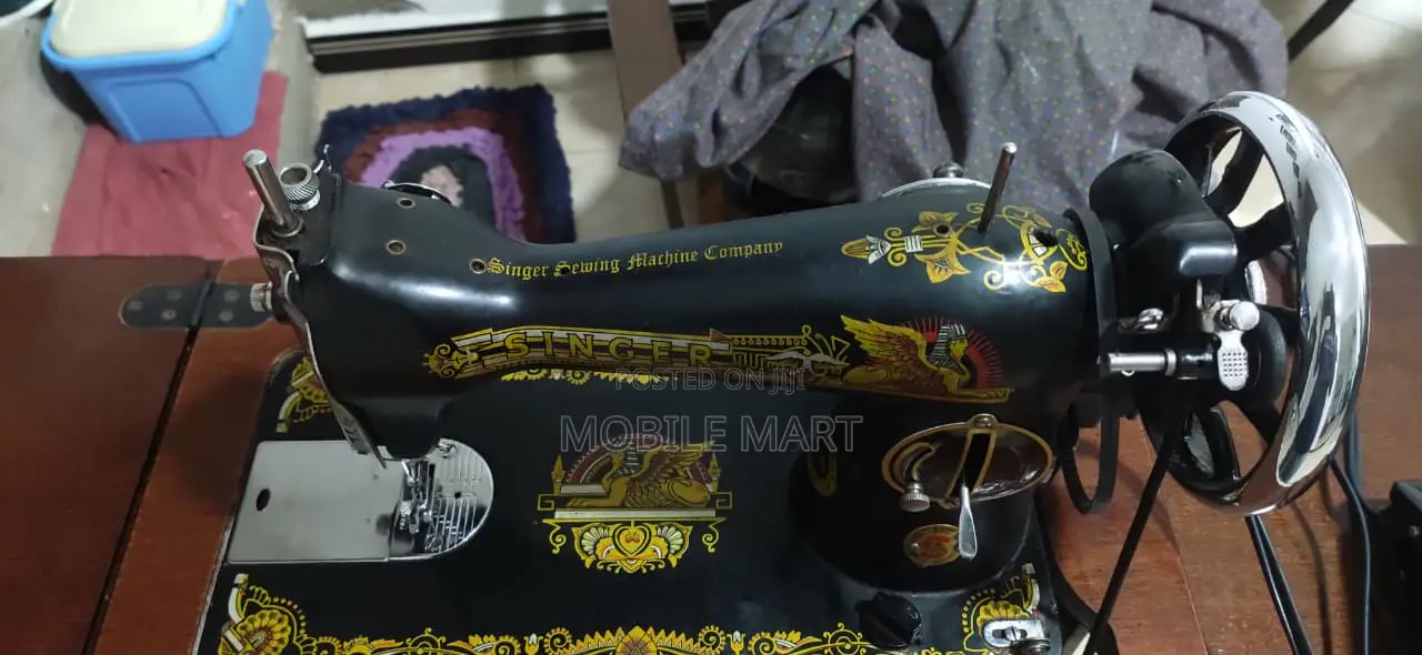 Singer Sewing Machine With Motor