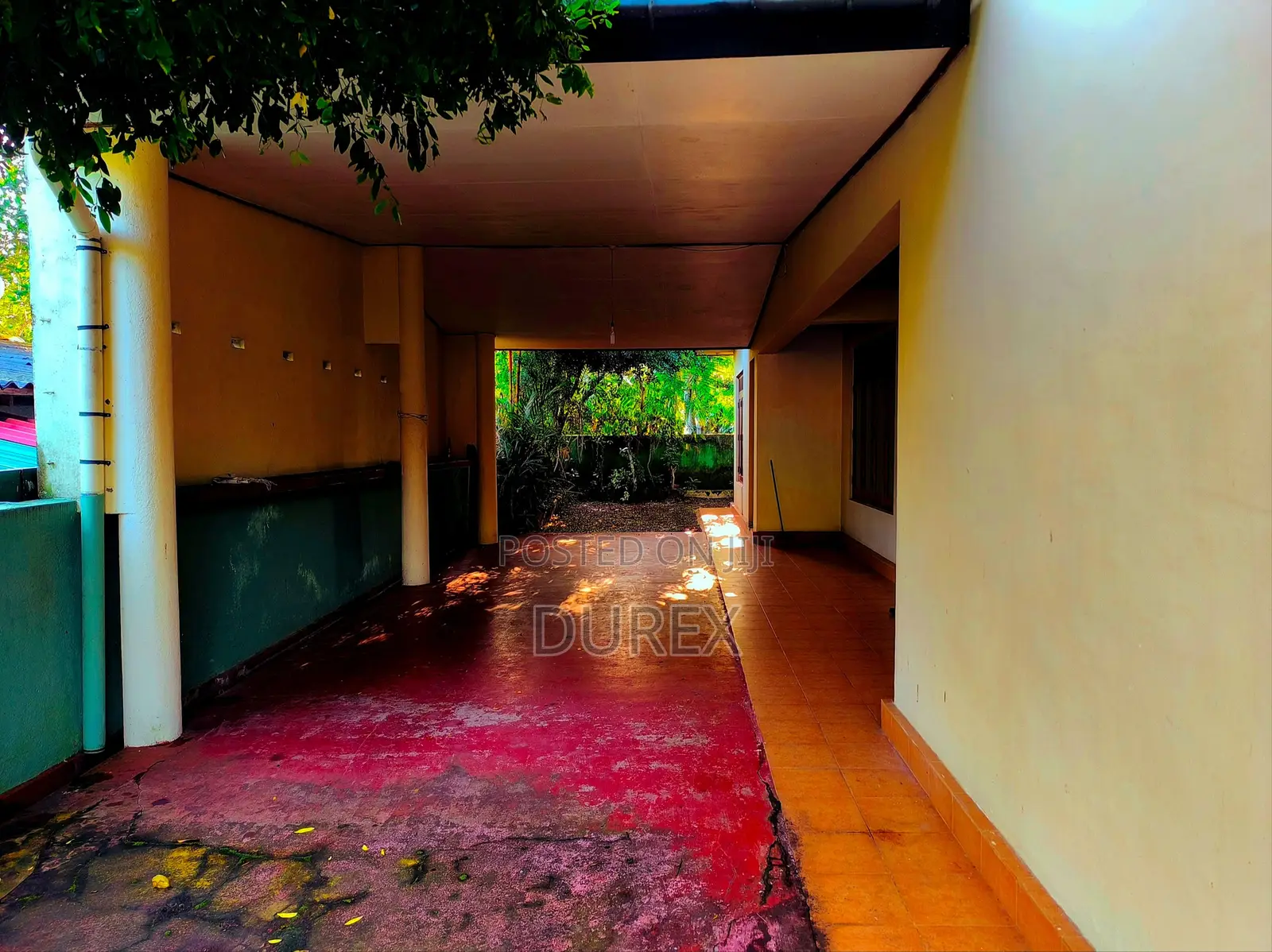 5bdrm House in Kalutara City for sale