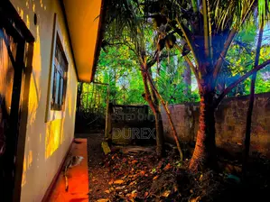 5bdrm House in Kalutara City for sale