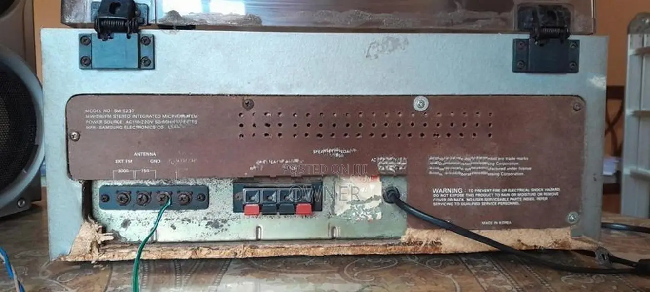 Samsung SM-5237 Stereo Music System