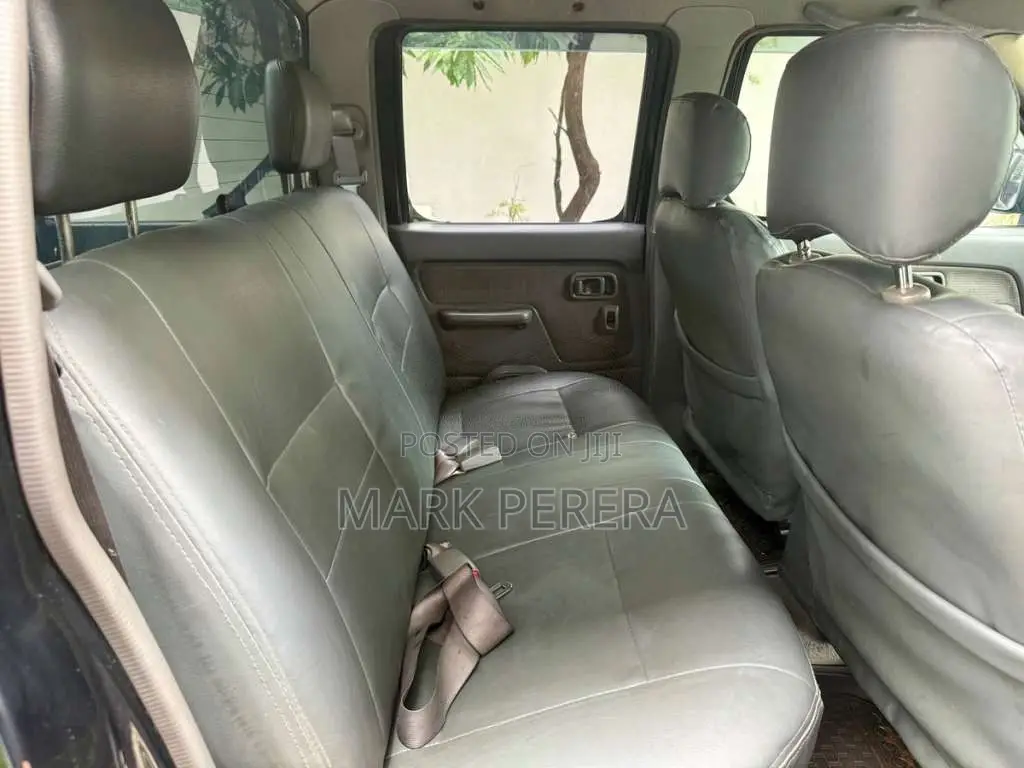 Nissan D22 2006 Pickup (Used)