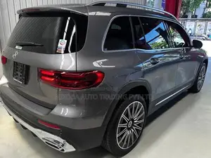 Mercedes Benz GLB AMG Line Plus 2025