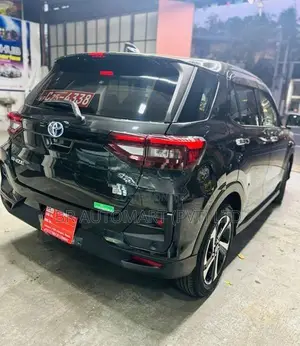 Toyota Raize Hybrid 2025
