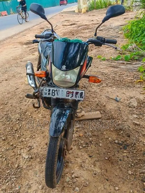 Bajaj Discover 125 2012