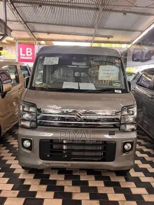 Suzuki Every 2025
