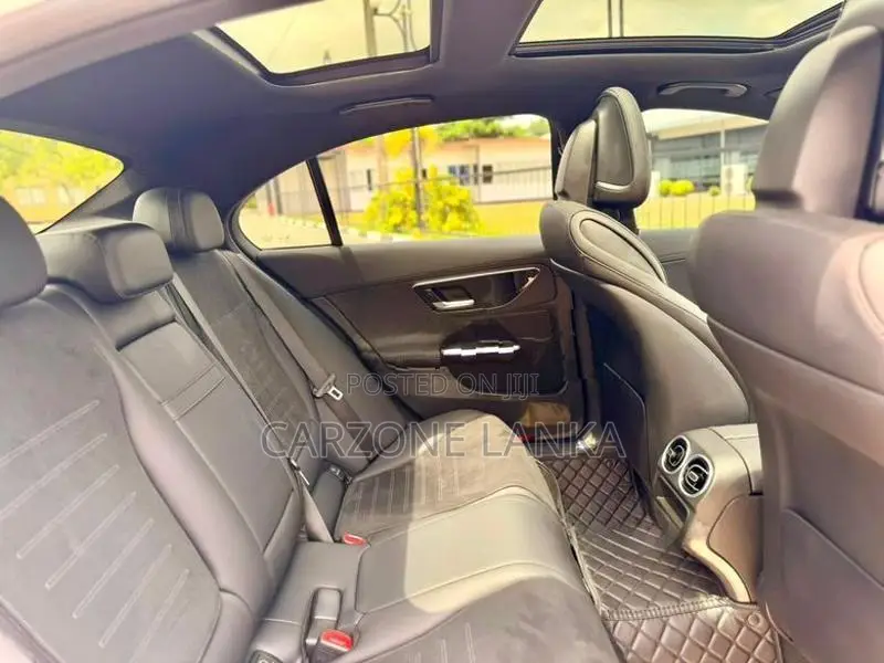 Mercedes Benz C200 Amg Premium Plus 2023