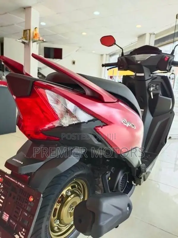 Honda Dio DLX 2026