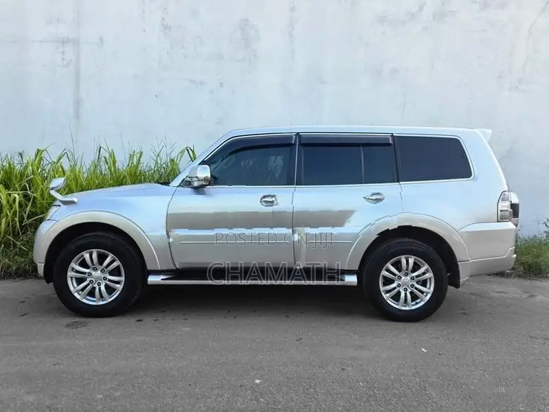 Mitsubishi Montero V93 2007