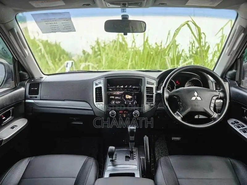 Mitsubishi Montero V93 2007