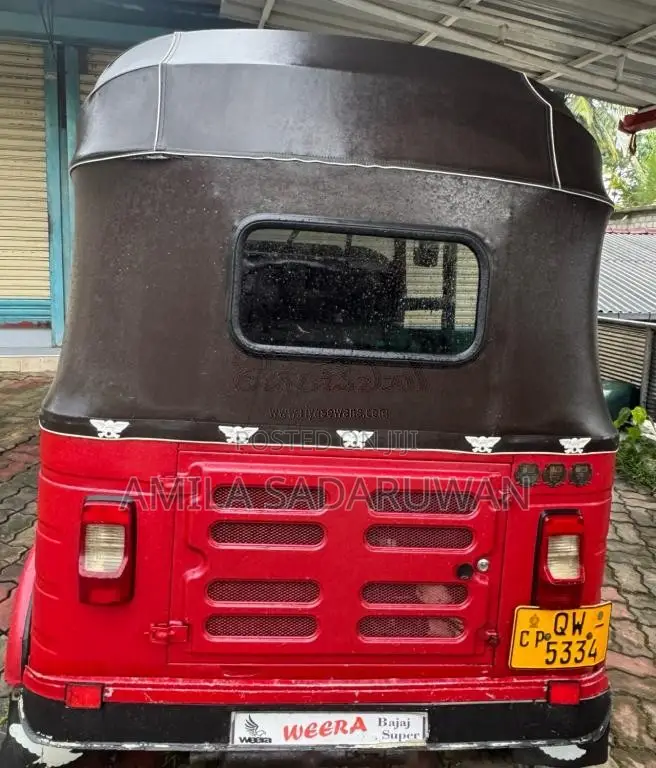 Bajaj Re 2010 Three Wheel (Used)