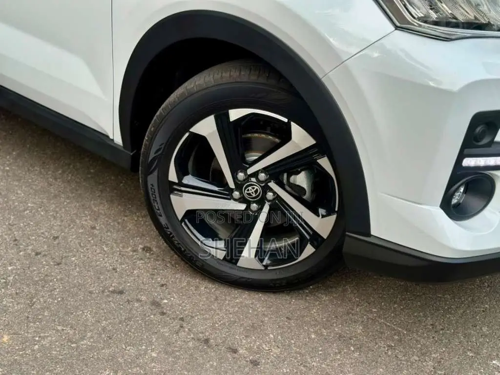 Toyota Raize 2026 SUV Brand New