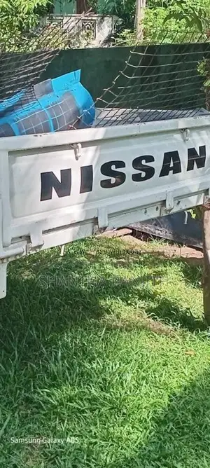 Nidan.wrnat.bongo for Lorry