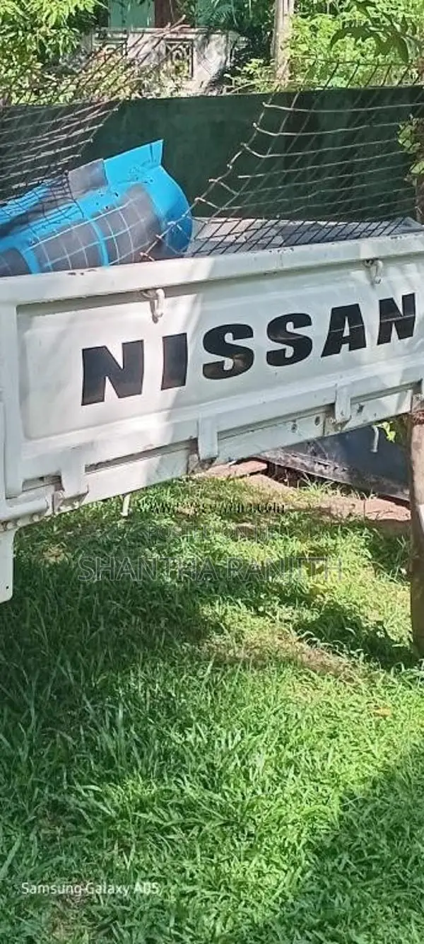 Nidan.wrnat.bongo for Lorry