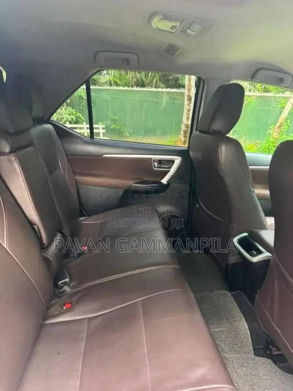 Toyota Fortuner 2017 SUV (Used)