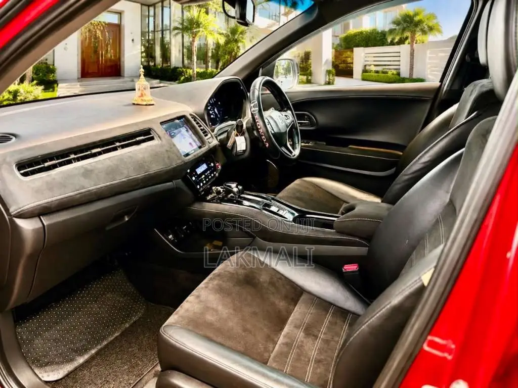 Honda Vezel RS Sensing 2018 SUV (Used)