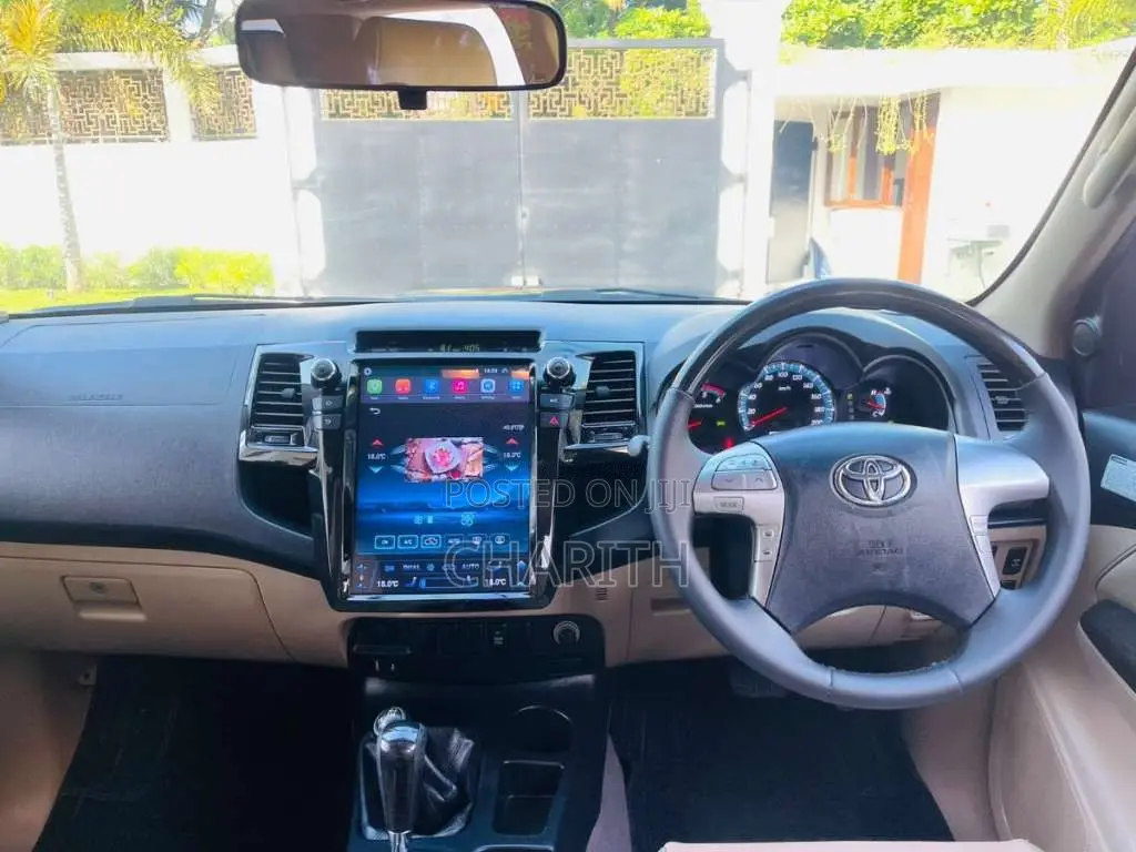 Toyota Fortuner 2013 SUV (Used)