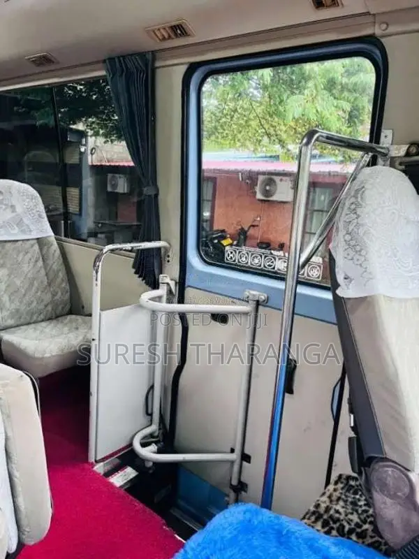Mitsubishi Rosa-Seats 29 2017 Bus (Used)