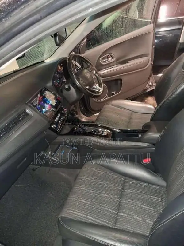 Honda Vezel 2014 SUV (Used)