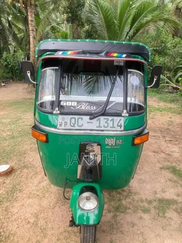 Bajaj 2 Stroke 2006 Three Wheel (Used)