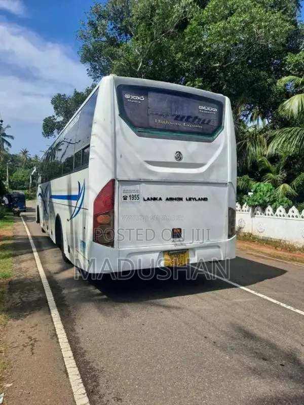 Ashok-Leyland VIKING AC 12M 2014 Bus (Used)