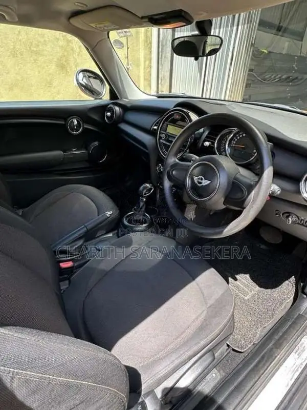 Mini Cooper 2014 Car (Used)