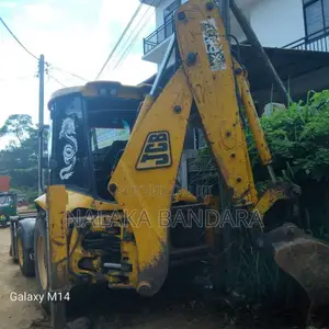 JCB 3CX 2003 Heavy-Duty (Used)