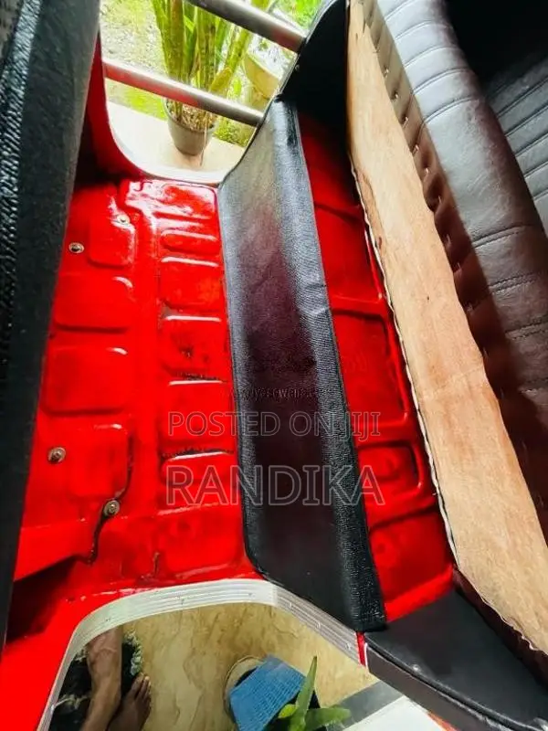 Bajaj RE 2 Stroke 2003 Three Wheel (Used)