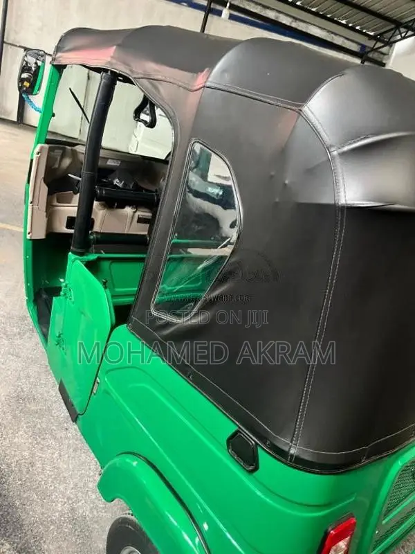 Bajaj RE 2026 Three Wheel (Used)