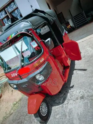 Bajaj RE 2025 Three Wheel (Used)