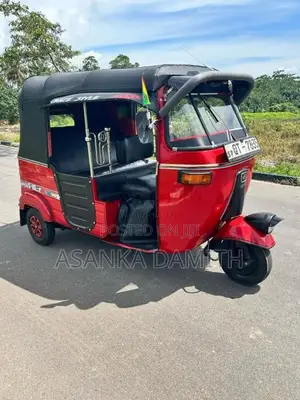 Bajaj 4 Stroke 2009 Three Wheel (Used)
