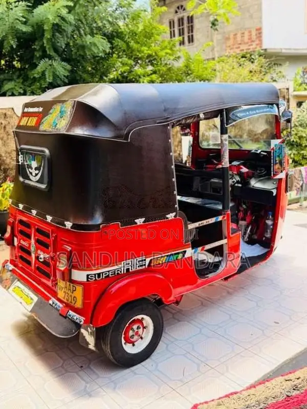 Bajaj RE 2014 Three Wheel (Used)