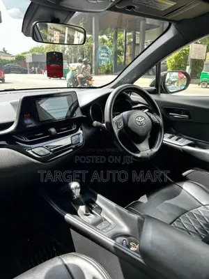 Toyota CHR 2017 SUV (Used)