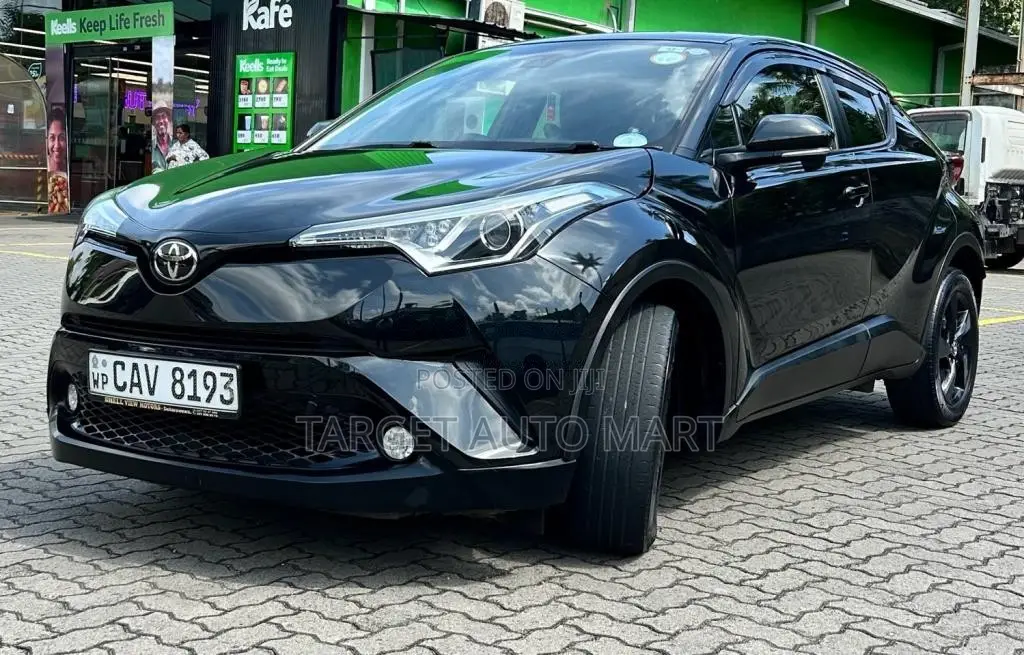 Toyota CHR 2017 SUV (Used)