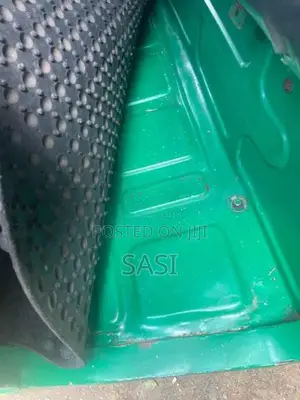 Bajaj 4 Stroke 2008 Three Wheel (Used)