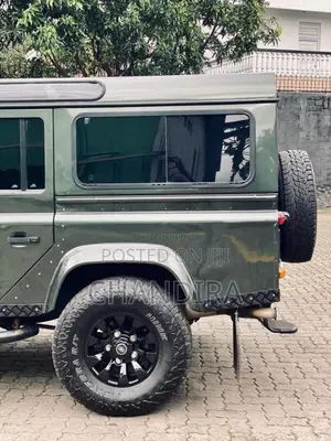 Land-Rover Defender 1991 SUV (Used)