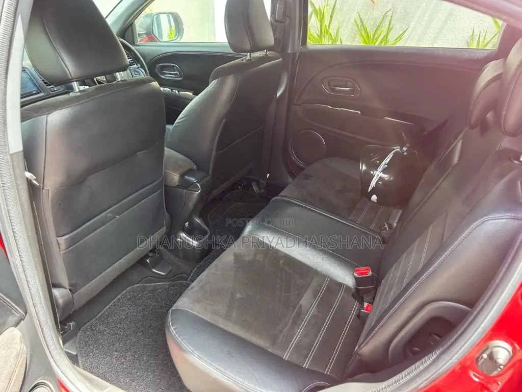 Honda VEZEL RS 2017 SUV (Used)