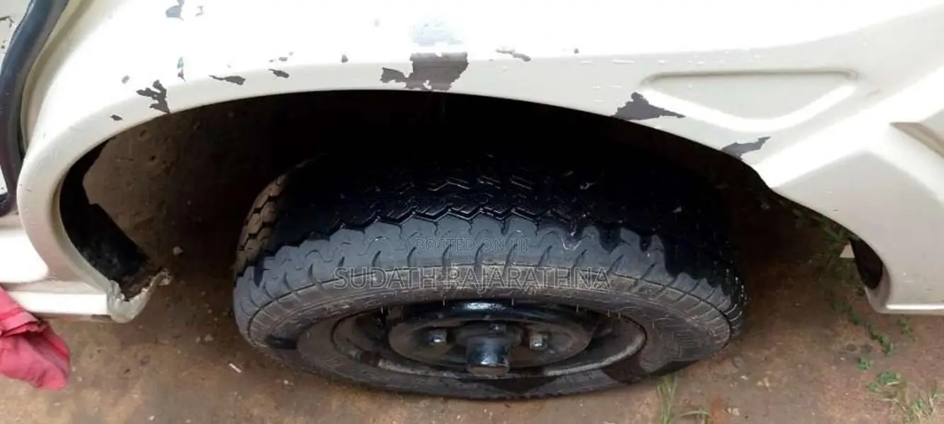 Tata Dimo Batta 2010 Lorry (Used)