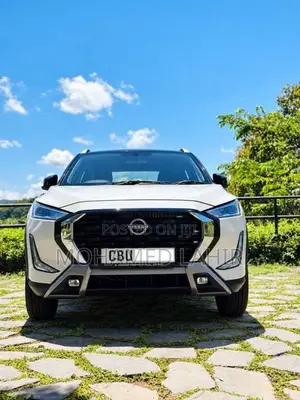 Nissan MAGNITE TEKNA TURBO CVT 2025 SUV (Used)
