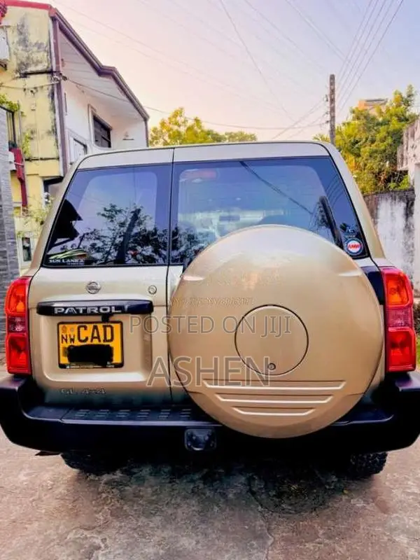 Nissan Patrol Y60 2015 SUV (Used)